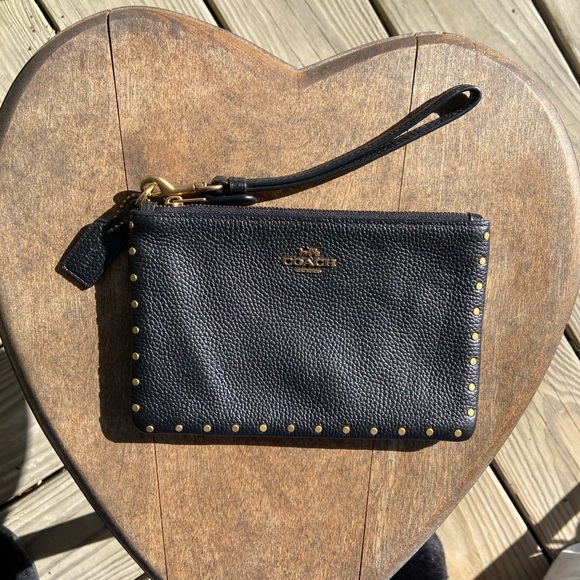 COACH Black Pebble Leather Wristlet With Rivets - Picture 2 of 10